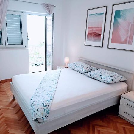 Apartman Nina Omiš Eksteriør bilde