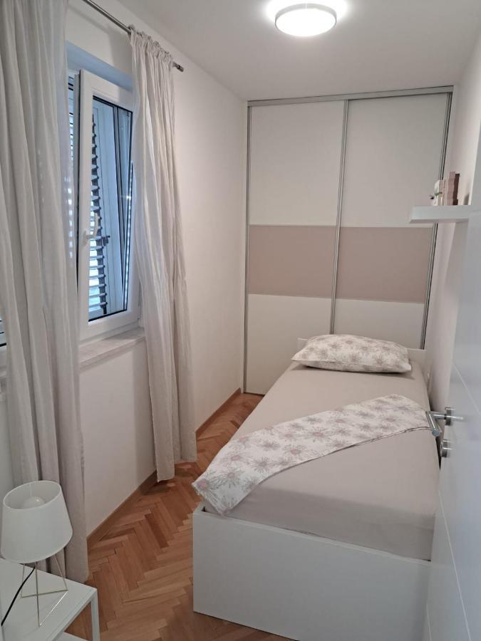Apartman Nina Omiš Eksteriør bilde